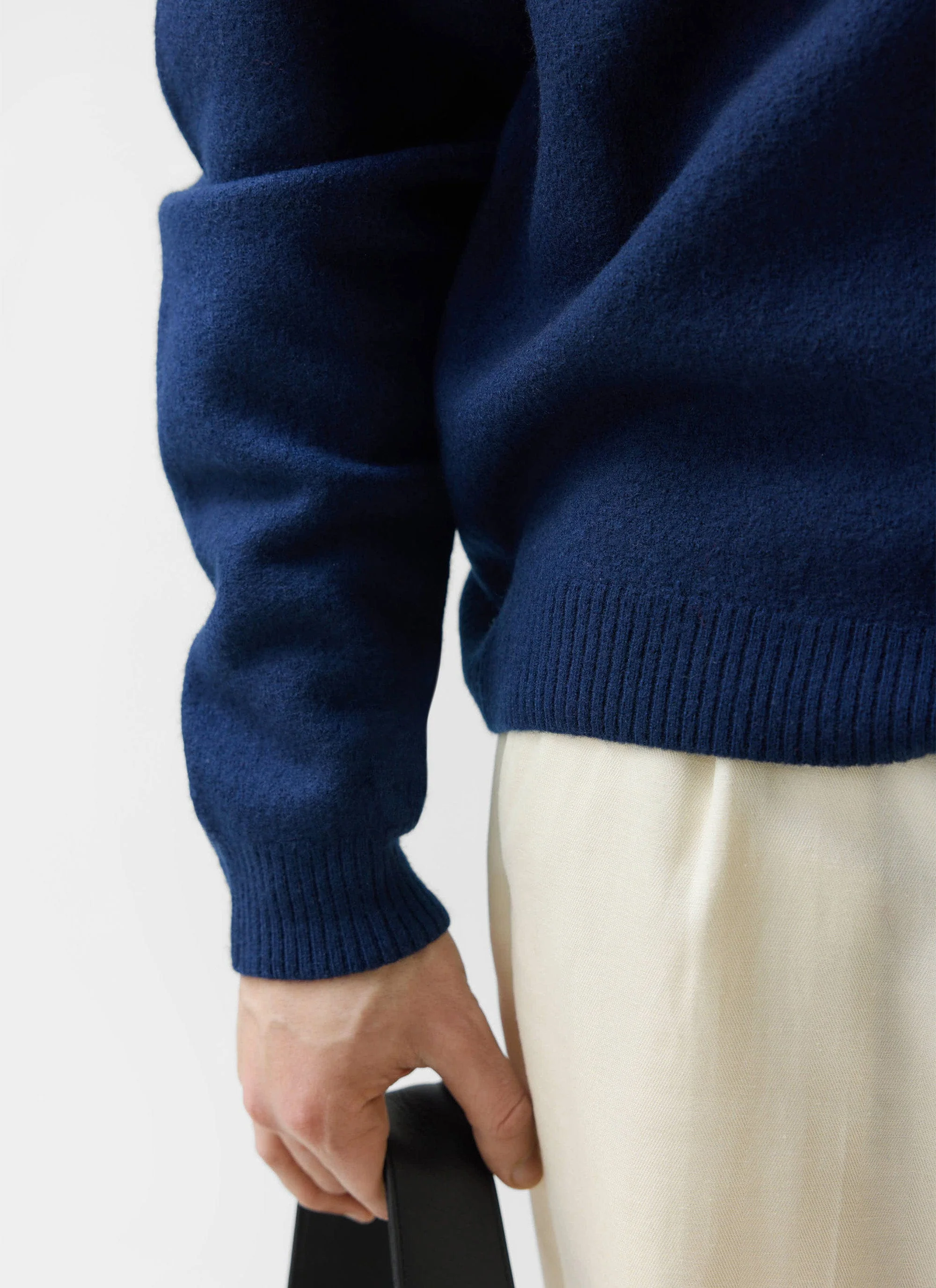 Felted Regular Jumper | Merino Wool | Navy - Image 4