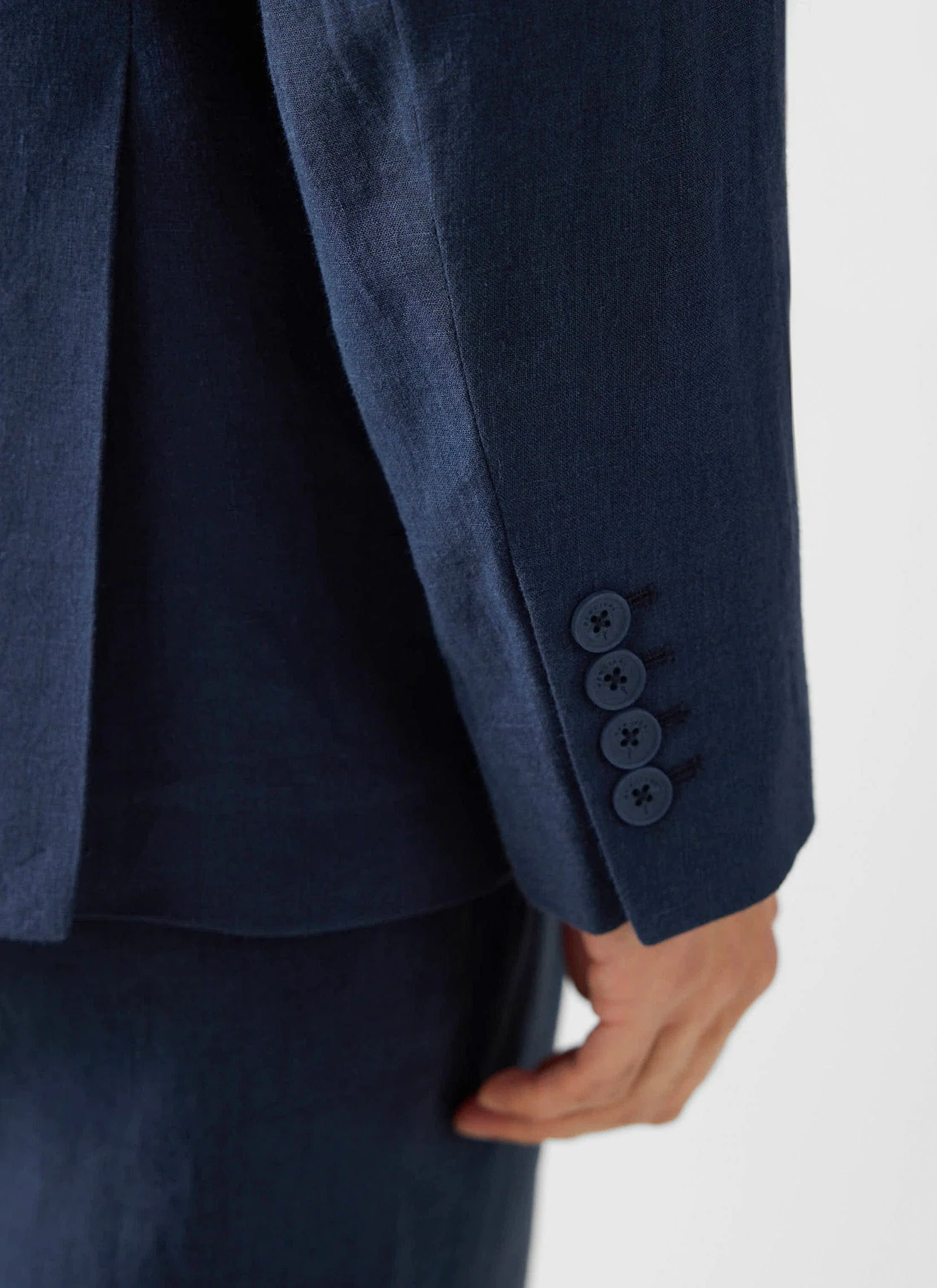 Clifton Boxy Double Breasted Blazer | Linen | Navy - Image 6