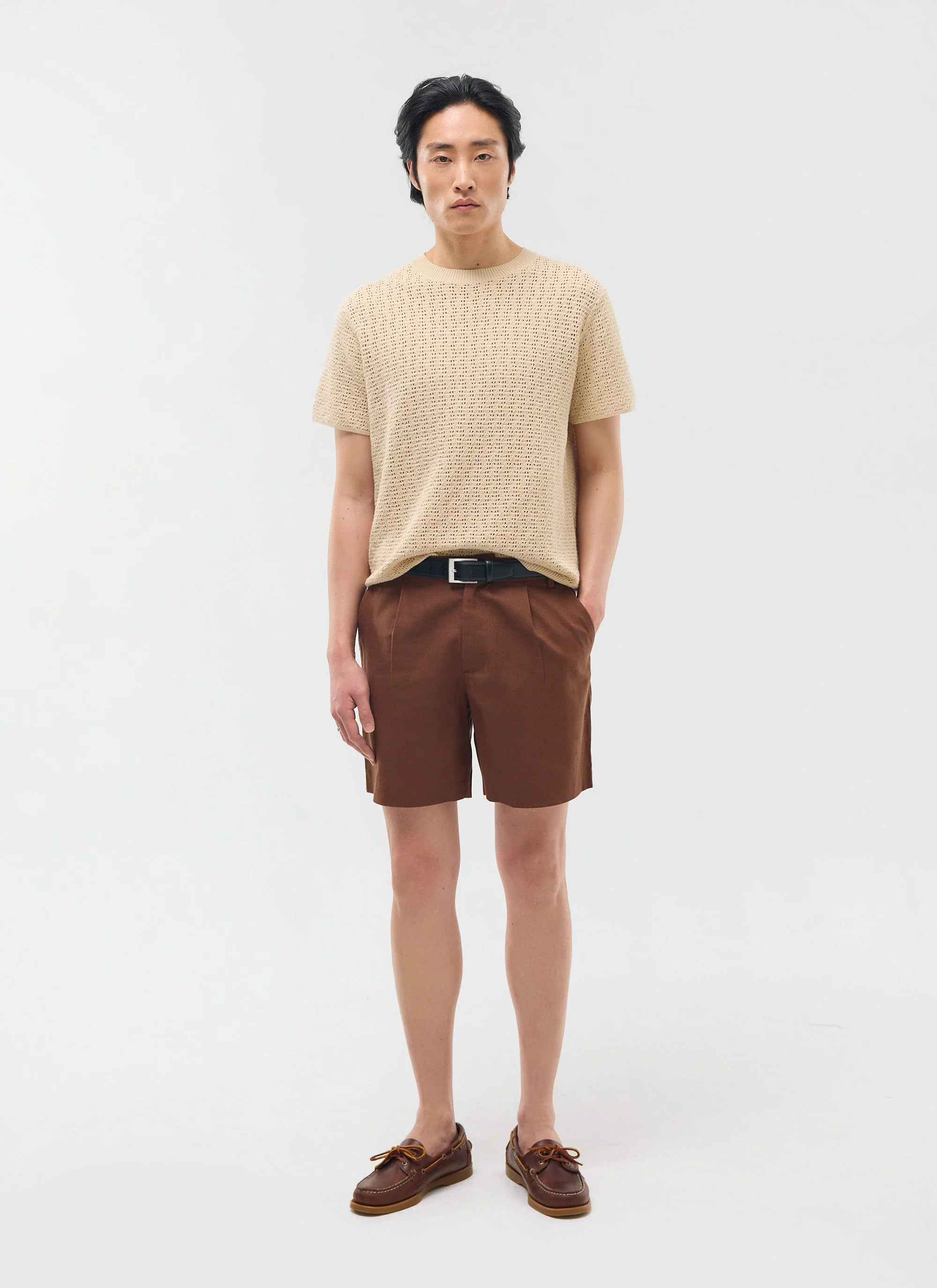 Pleated Linen Shorts | Brown - Image 6