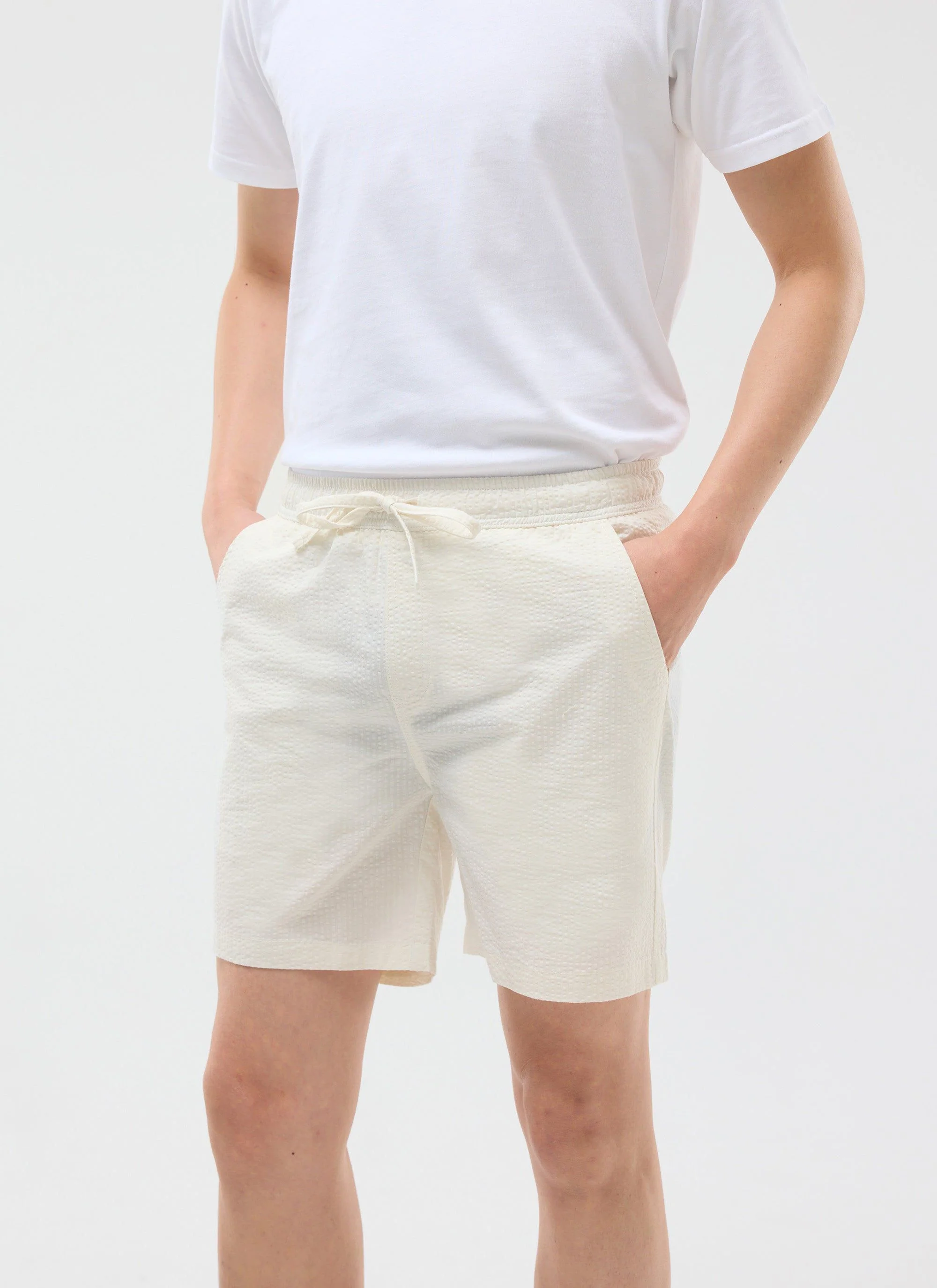 Classic Shorts | Seersucker | Cream - Image 3
